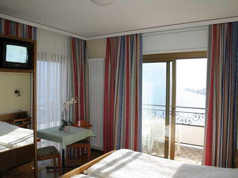 Hotel Geranio Au Lac Muralto Bilik gambar