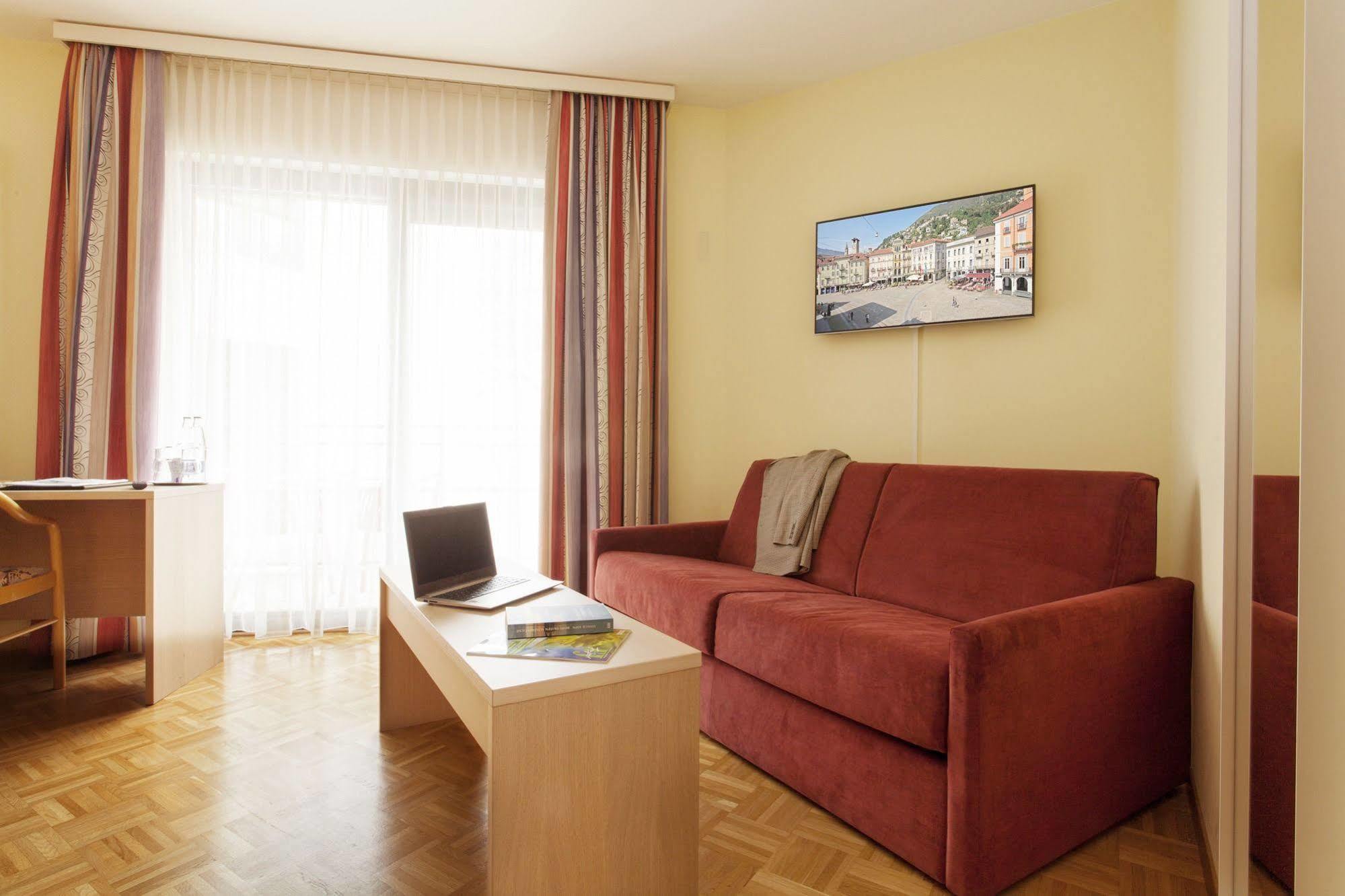 Hotel Geranio Au Lac Muralto Luaran gambar
