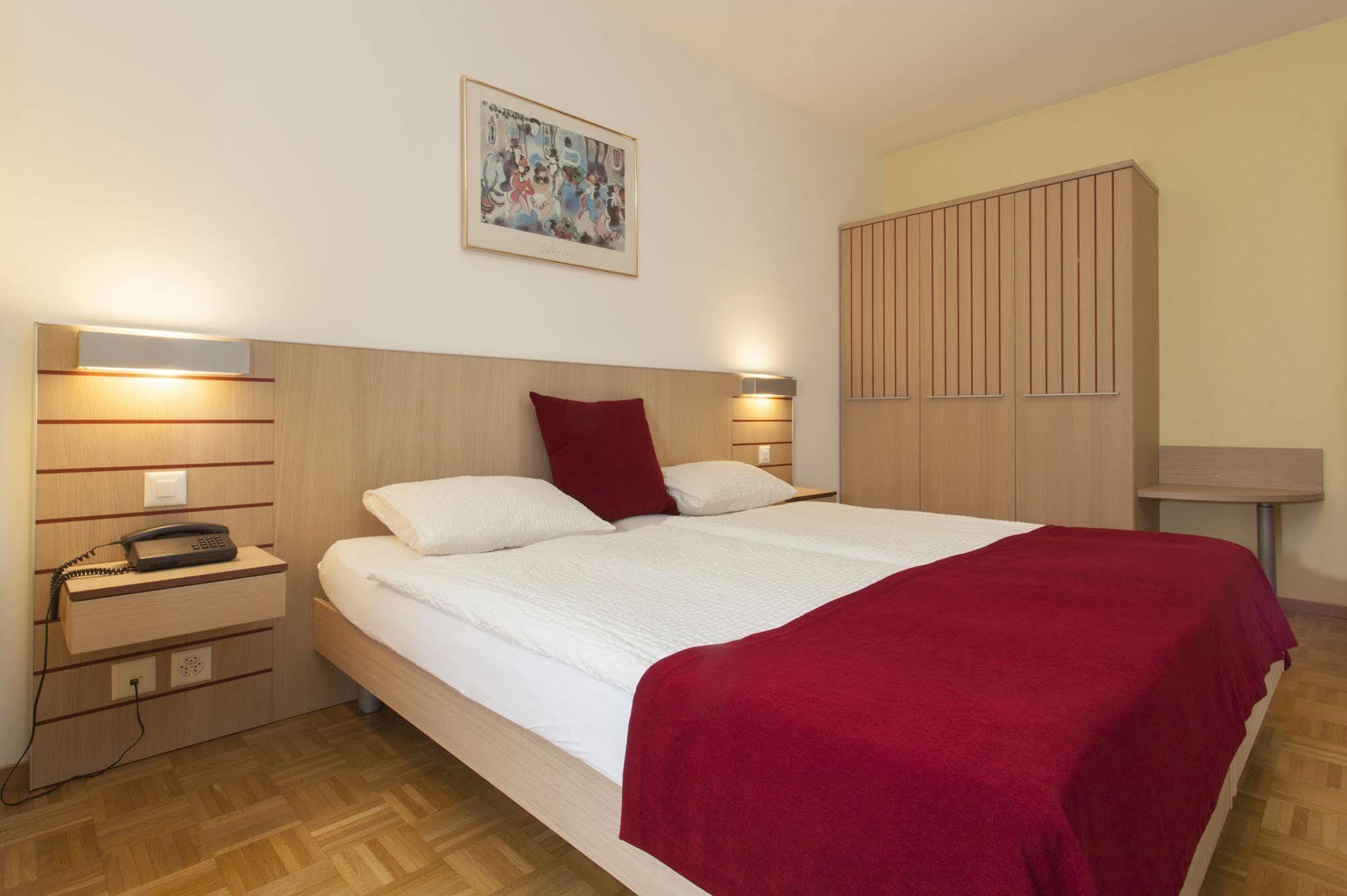 Hotel Geranio Au Lac Muralto Luaran gambar